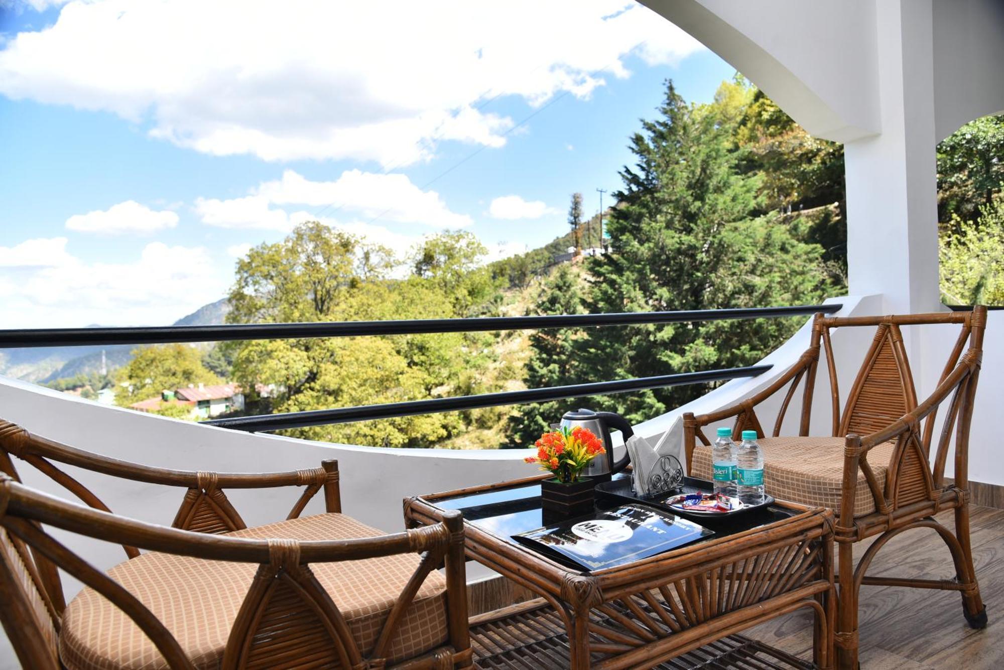 Kumaon Roop Resort Near Kainchi Dham Nainital Ngoại thất bức ảnh