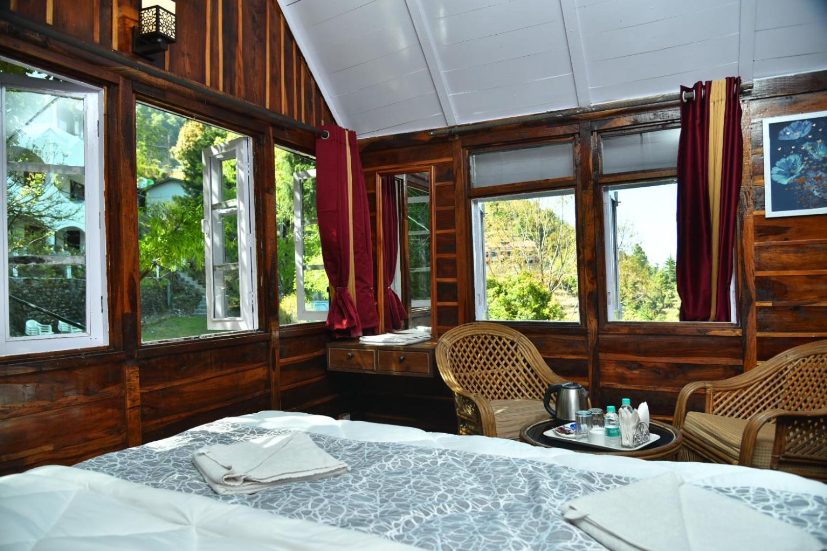 Kumaon Roop Resort Near Kainchi Dham Nainital Ngoại thất bức ảnh