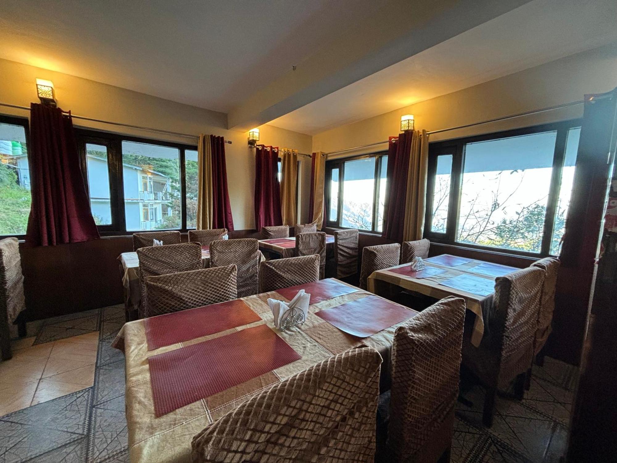 Kumaon Roop Resort Near Kainchi Dham Nainital Ngoại thất bức ảnh